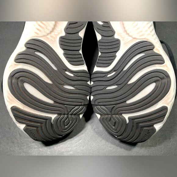 Brooks Womens Glycerin 22 Black Gray Running Walking Sneakers Shoe Size 8 - Picture 7 of 9